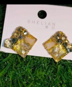 Fuyuan Stud Earrings