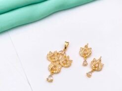 1 carat goldplated pendant set