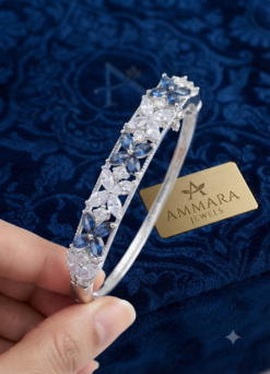 1 Carat Blue Stone Openable Handcuff (Size 2.4 )